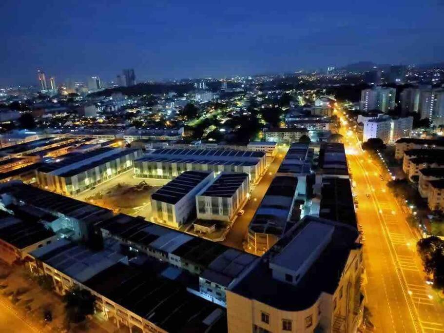 Homestay Shah Rizki At Imperio With Swimming Pool Muslim Friendly 말라카 외부 사진