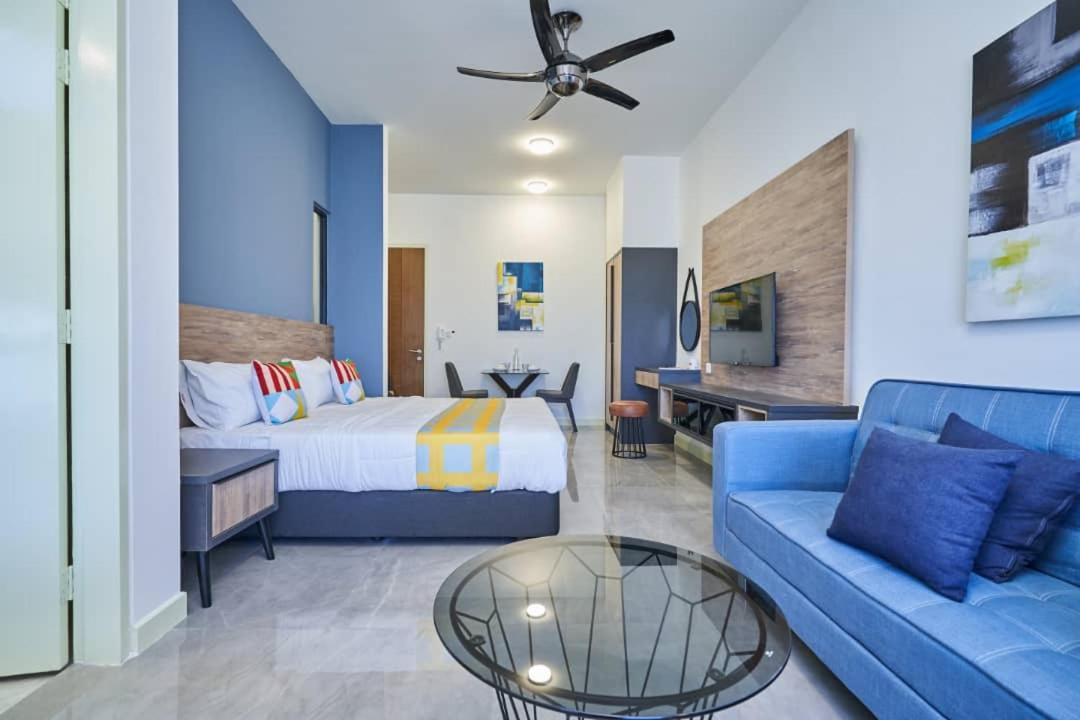 Homestay Shah Rizki At Imperio With Swimming Pool Muslim Friendly 말라카 외부 사진